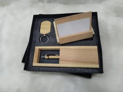 DW 1028 P Wooden Gifts Sets