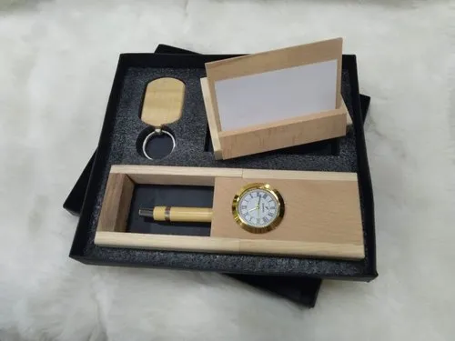 DW 1030 P Wooden Gift Sets