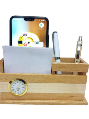 DW 2051 wooden pen stand with name engraved