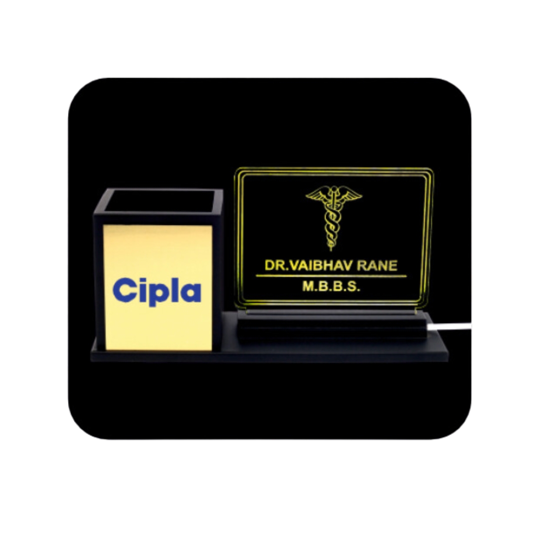 Black Wooden Pen Stand: DW 5010
