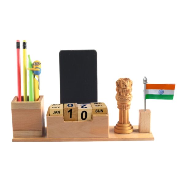 Natural Wooden Pen Stand: DW 1003 F