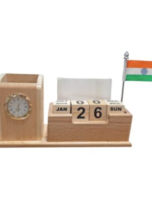 Natural Wooden Pen Stand: DW 5204 F