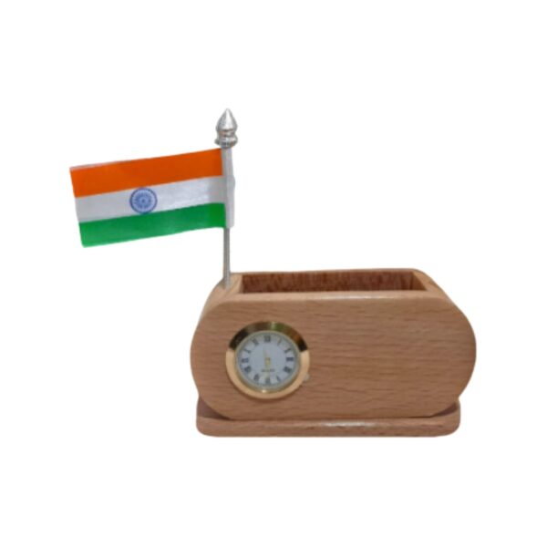 Natural Wooden Pen Stand: DW 2032 F