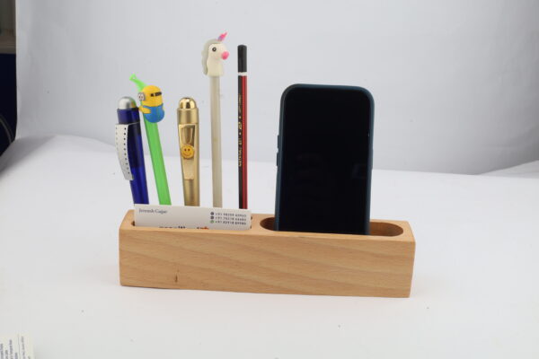 Natural Wooden Pen Stand: DW 5157